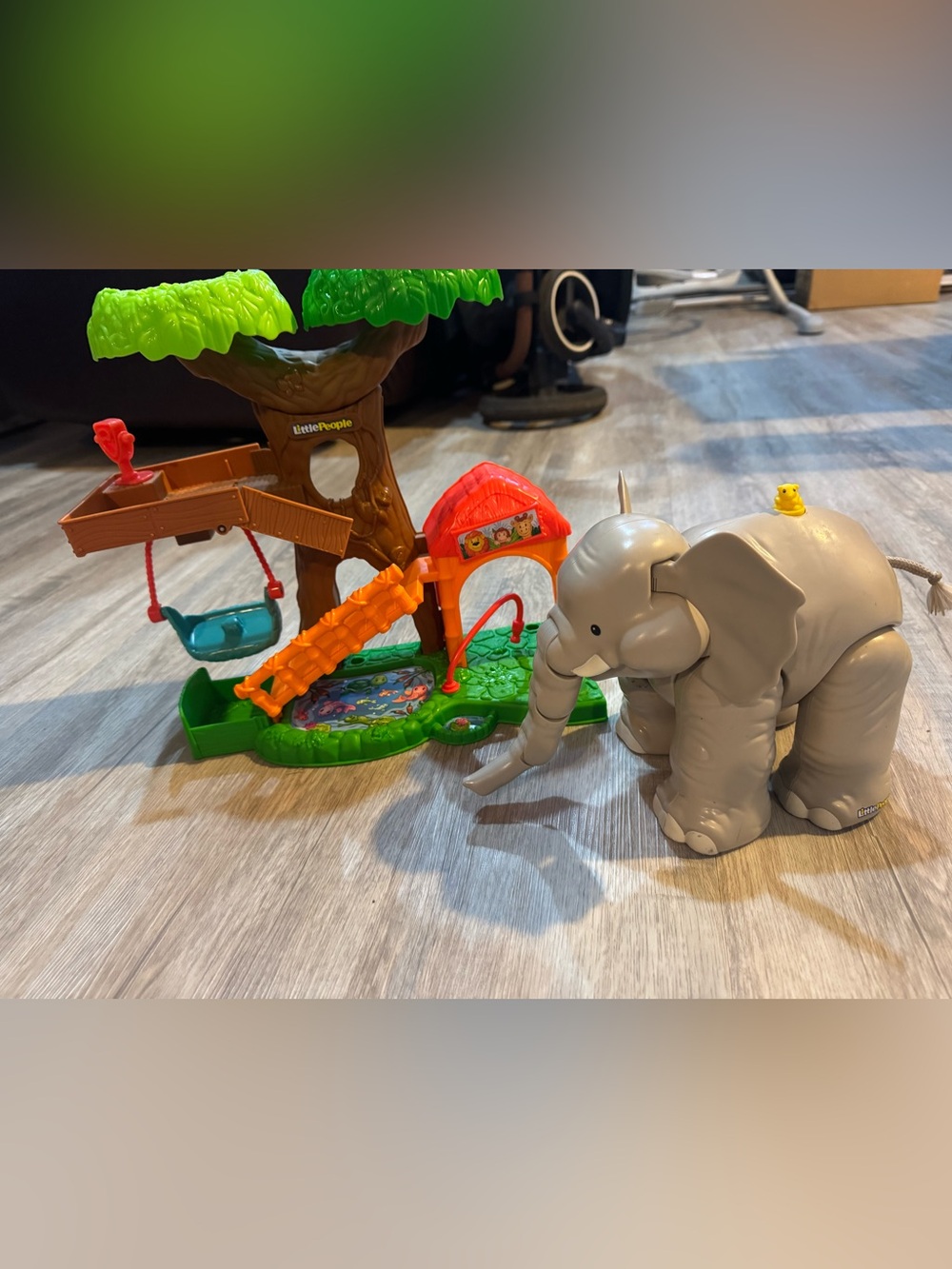 Fisher-Price Little people big animal zoo